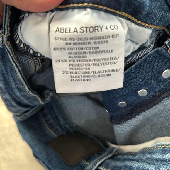 Abela Story & Co boutique custom skinny jean-dark wash-size 7- Great Condition - Picture 5 of 7